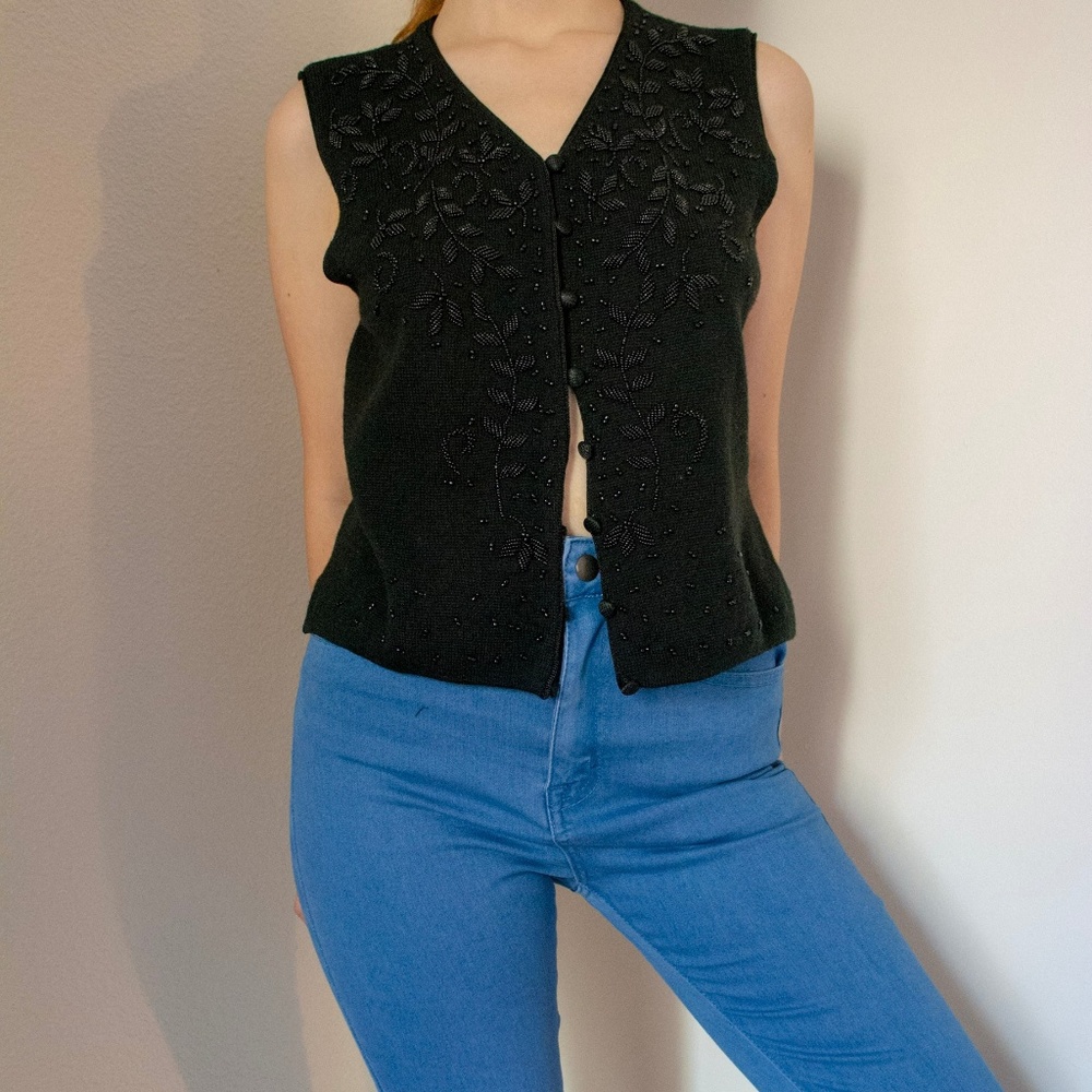 Black detailed bead vest